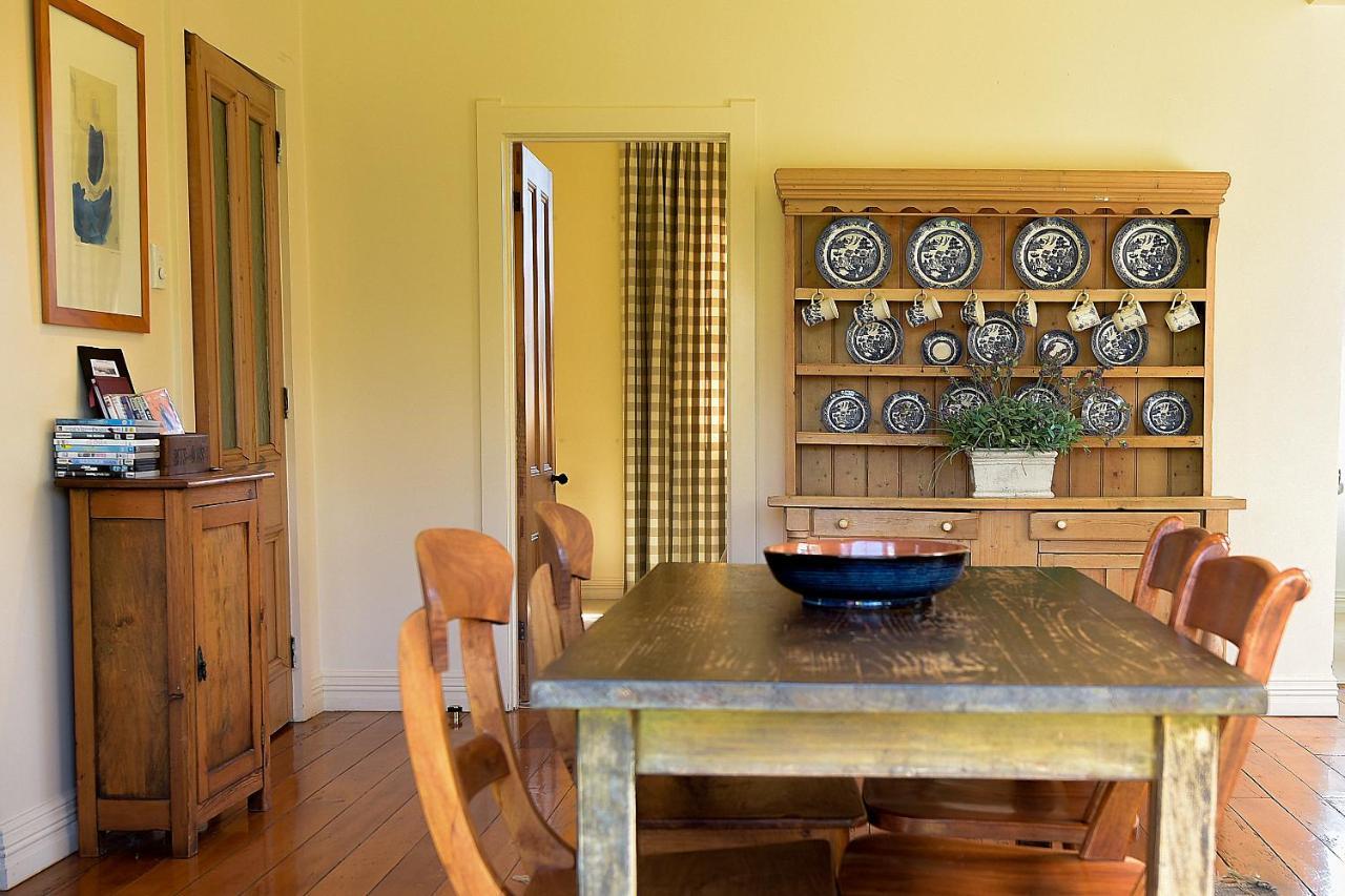 Villa The Vicarage Martinborough Exterior foto